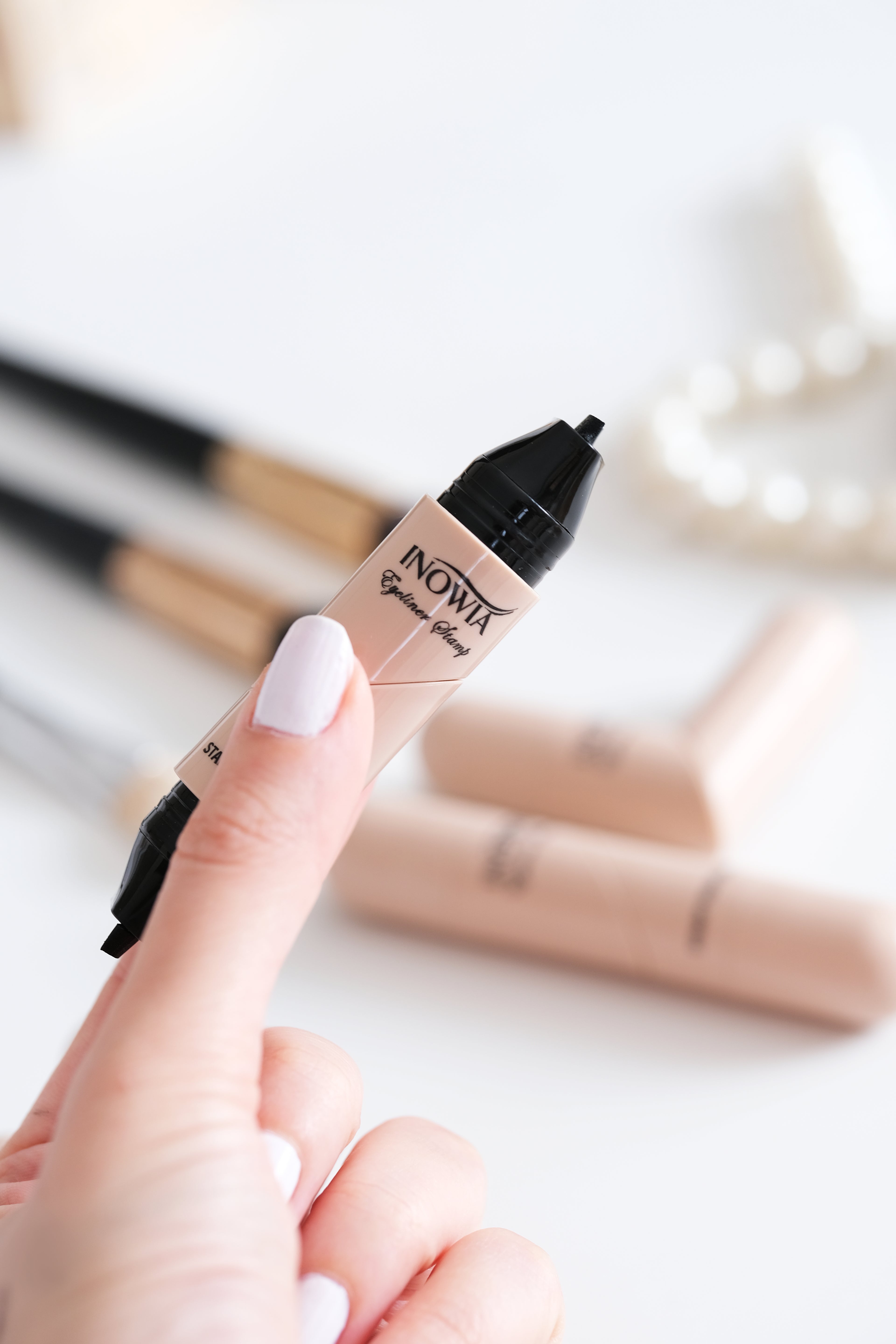 Inowia Eyeliner Stamp